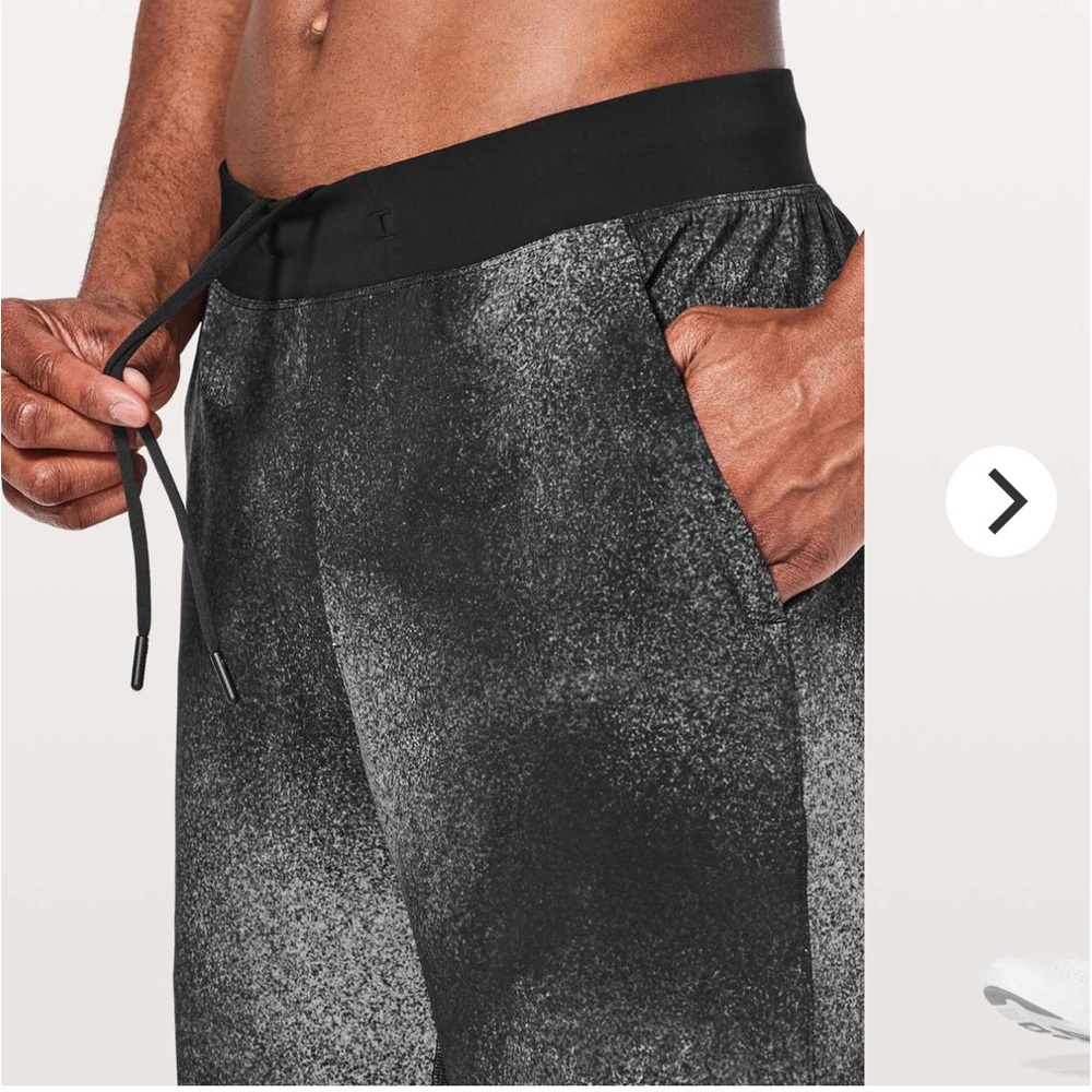 Lululemon T.H.E. Short 9" Lined Ocean Spray Ice Grey Black - Large